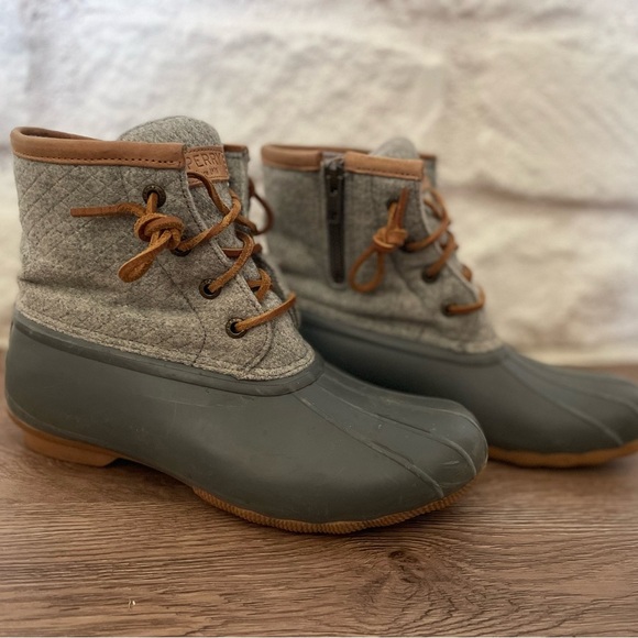 Sperry Shoes - Sperry Top-Sider Women's Saltwater Emboss Wool Boot, Size 7 - Dark Grey